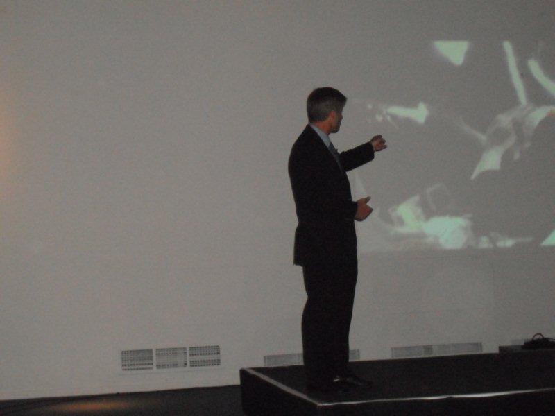 STS-119 Meeting 2009 33